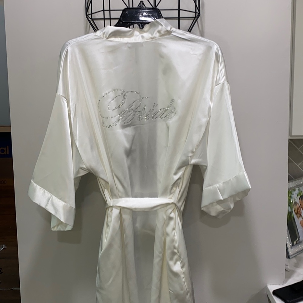 Bride satin robe 👘